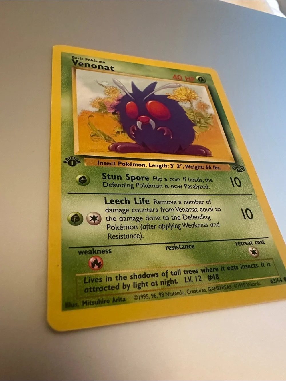 Venonat Pokémon 1st Edition Trading Card